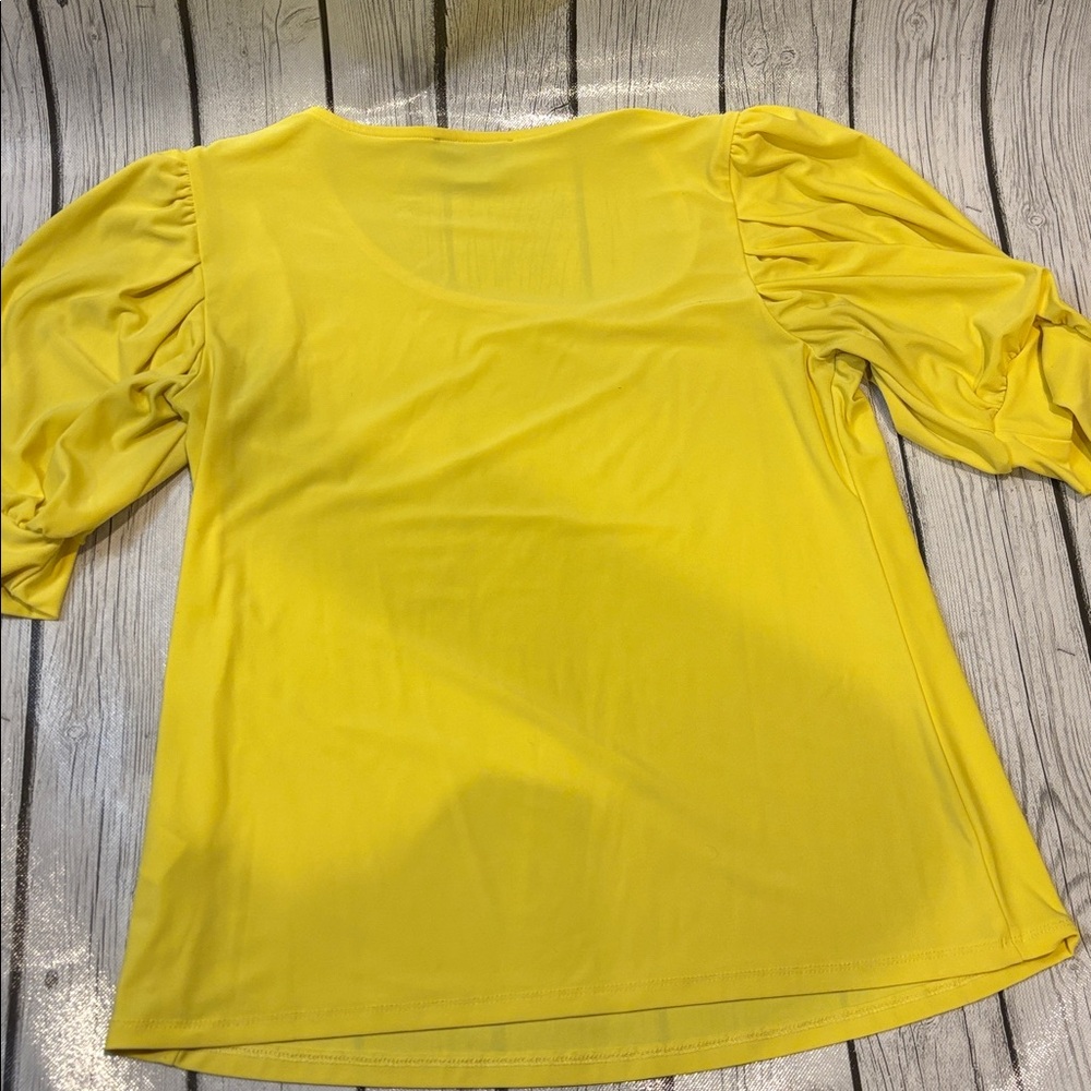 CeCe Yellow Puff Sleeve Blouse size small - Picture 5 of 5